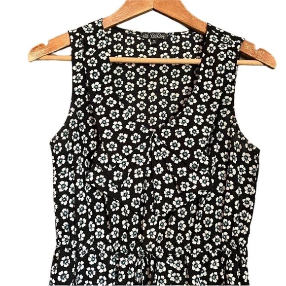 3 for $30! BeBop floral patterned sleeveless dress - Picture 2 of 13